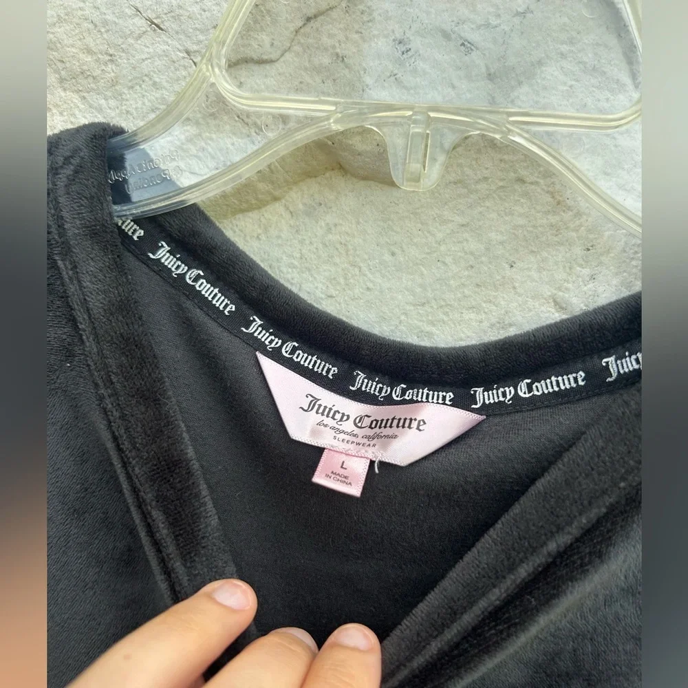 Juicy Couture Velour Crop Top Size L Black Big Rhinestone Bling Logo Y2K Style